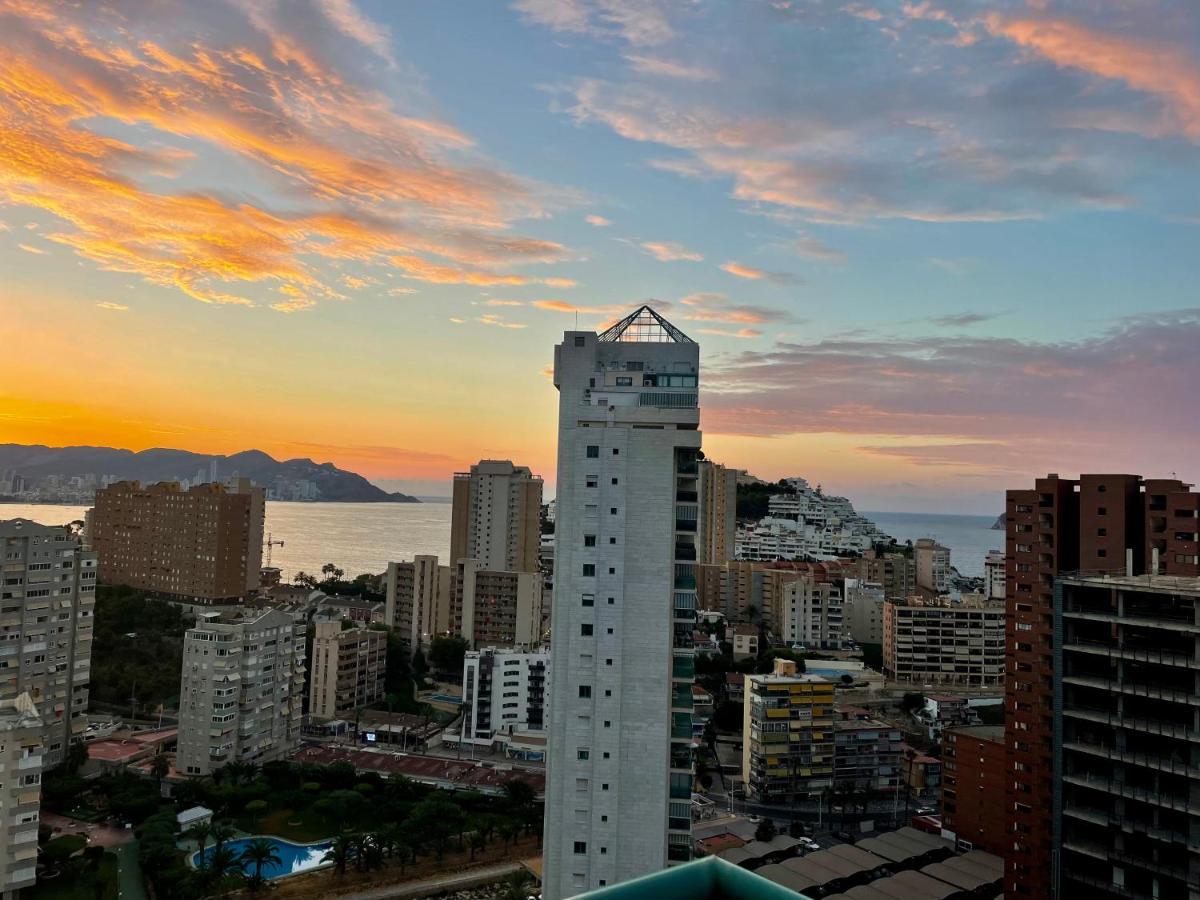 Traveler'S Beach Apartment With Sea View, Free Coffee & Parking Benidorm Ngoại thất bức ảnh